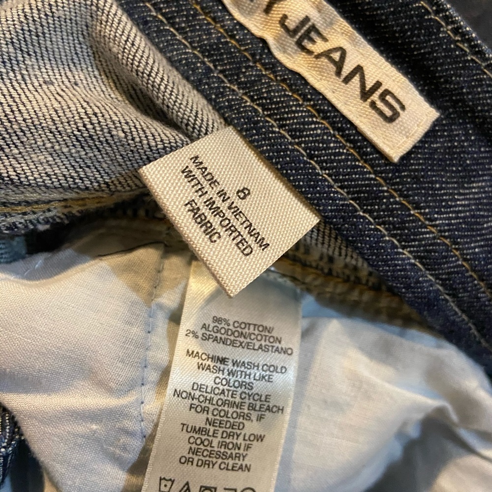 DKNY Capri Jeans size 8 - Picture 5 of 8